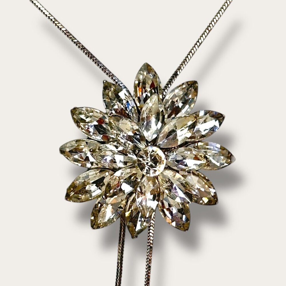 Vintage Sparkling Flower Slide Lariat Style Necklace Marquise Crystals Silver-To